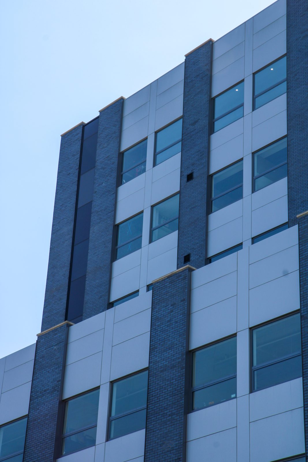 Aluminum window and door installation, project photo 1